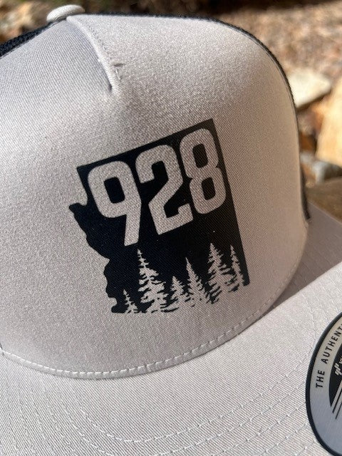 928  Essential Flatbill Snapback